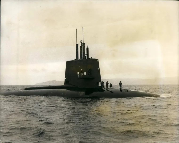 9. Misterija podmornice USS Scorpion - USS Scorpion bila je nuklearna podmornica američke mornarice. Ona je isplovila iz Norfolka u Virginiji 15. veljače 1968. godine s posadom od 99 ljudi koji su tri mjeseca trebali biti na moru.