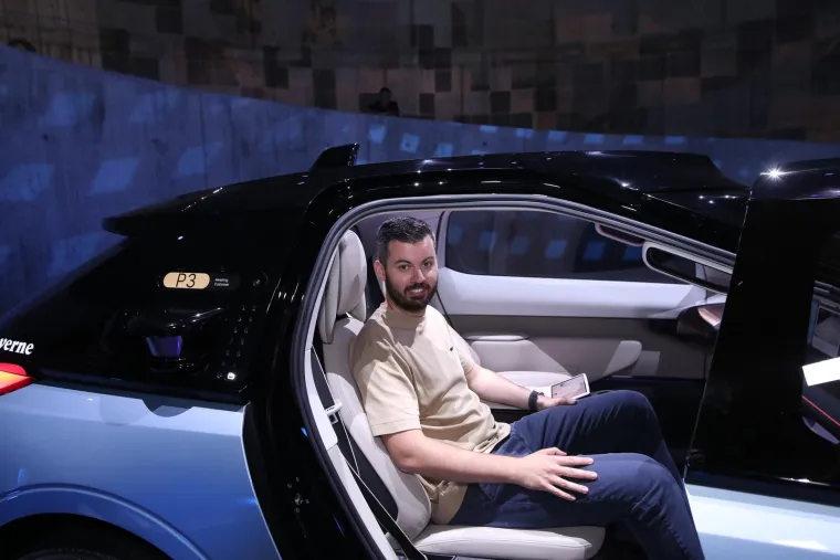 Za nju se pisalo da ju Mate Rimac ljubi nakon razvoda: Voli skupocjene torbice i moderna mjesta
