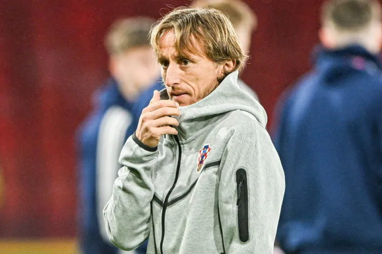 Luka Modrić snimljen uoči utakmice.