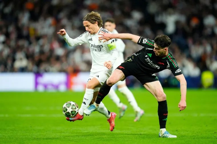 Rice je nakon utakmice dozivao Luku, prišao mu i pozdravio se pa zatražio dres. Modrić je ispao gospodin i udovoljio mu te obećao da će mu dati dres u svlačionici i odšetao dalje.