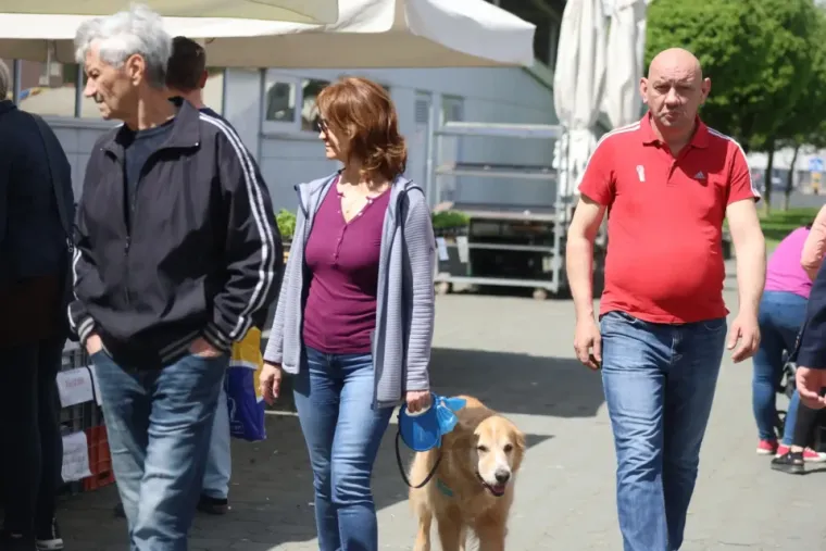 Brojni Karlovčani uživali su u centru grada: Sunce im je izmamilo osmijeh na lice