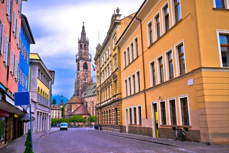 Bolzano je također najsigurniji grad među ovih deset gradova, a u okolici ovog grada možete istraživati više od 500 pješačkih staza.