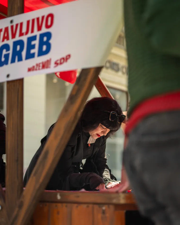Nikada veća 'konkurencija' u centru Zagreba: Svi su gledali ove zgodne djevojke