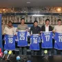 NIKAD TO JAVNO NIJE ISPRIČAO: &quot;Kako sam došao u Dinamo? To ne znaju mnogi, ali ja sam bio u Varteksu... Ne znam smijem li to govoriti, ali trebao sam ići u Hajduk. Sve je već bilo dogovoreno, ne znam, dogovorili smo danas, a sutra sam trebao već ići dolje. I da bi na poziv Zdravka Mamića, i tad je bio trener Branko Ivanković, nazvali me oni zajedno i rekli su ništa Hajduk, pakiraj stvari i dolaziš u Dinamo. Tako je i bilo. To je bilo 2006., došao sam u Dinamo i od tad živim u Zagrebu i navijam za Dinamo i sva sreća, to je tako i bilo. Nikad to javno nisam ispričao, ali jesam prijateljima u kvartu. Malo tko to zna, da je to tako trebalo i biti. Moram biti jako zadovoljan svojom karijerom&quot;, rekao je Nikola Pokrivač u podcastu Net.hr-a pošle godine početkom listopada.