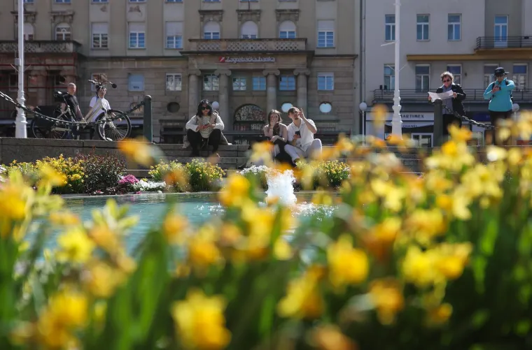 Pogledajte atmosferu u centru Zagreba na Uskrs: Tko je sve prošetao špicom?