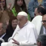 Dirljivi trenutci u Vatikanu: Papa Franjo vratio se među vjernike na proslavi Uskrsa