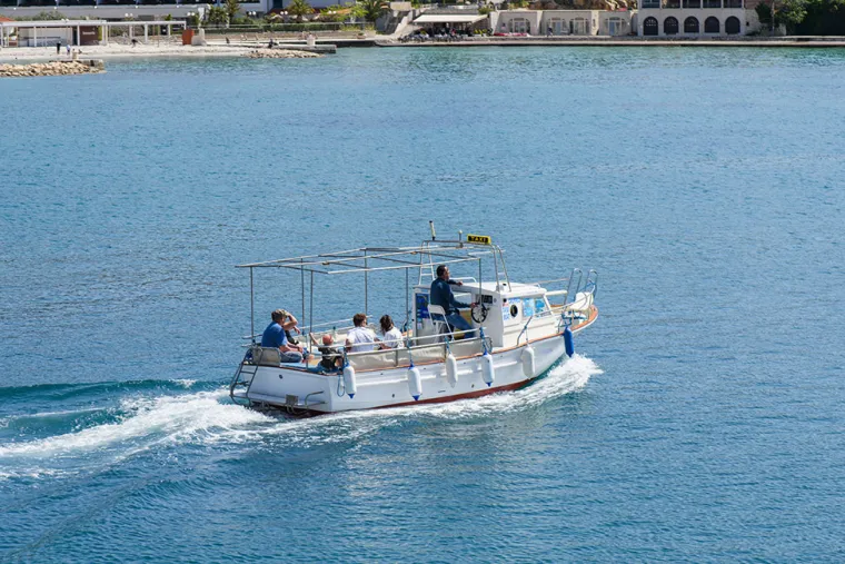 U Rabu se danas posebno slavi: Ova ekipa ne skida osmijeh s lica