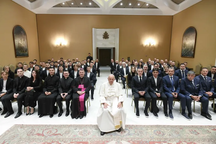 Pogledajte koga je sve ugostio Papa Franjo: I Luka Modrić zauvijek će pamtiti susret s njim