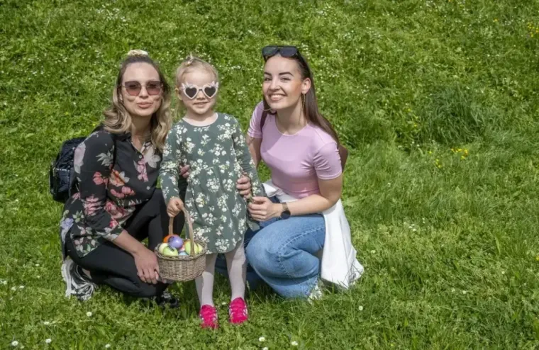 Dašak radosti i modne usklađenosti: Karlovčanka u traper kombinezonu oborila s nogu