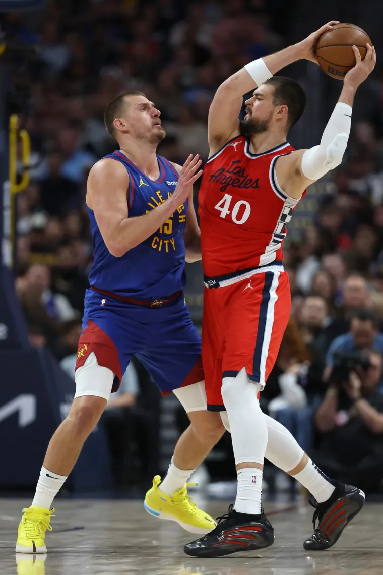 Jeste li vidjeli &scaron;to je Zubac radio Jokiću? Amerikanci se klanjaju na&scaron;em Ivici