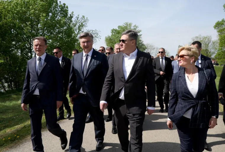 Politički šok u Jasenovcu! Nitko nije očekivao ovo od Milanovića i Plenkovića, što javnost ne zna?