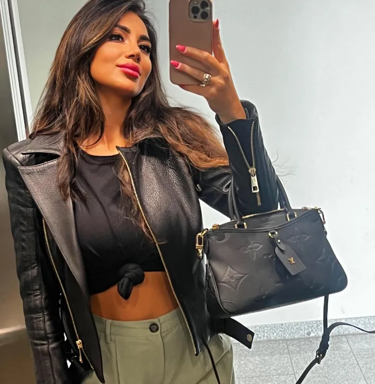 Ljubiteljica je beauty tretmana pa tako vodi svoj kozmetički salon u Njemačkoj.