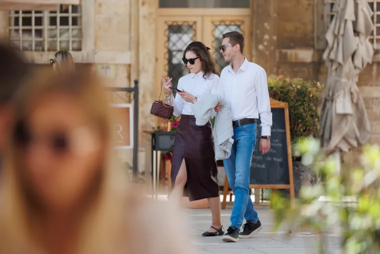 Nitko nije ostao ravnodu&scaron;an: Plavu&scaron;a u minici podigla je temperaturu na zadarskoj &scaron;pici