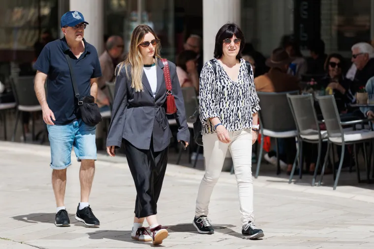 Nitko nije ostao ravnodu&scaron;an: Plavu&scaron;a u minici podigla je temperaturu na zadarskoj &scaron;pici