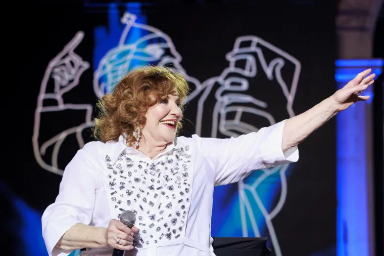 Tereza Kesovija ovako je izgledala kao mlada djevojka: Poput manekenke