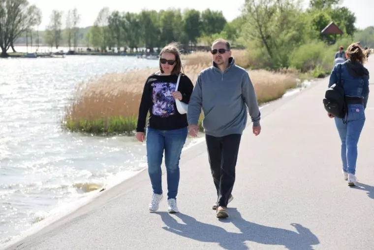 Jedna u bijelom, druga u crnom: Ove mlade Međimurke su svima zapele za oko