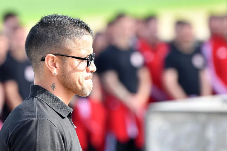 &quot;Svakih dva dana smo pili kavu, ja, Josip Tadić i Nikola. Od kad smo igrali skupa u Dinamu bili smo jako dobri. Ostali smo dobri do dan danas, stalno smo se družili&quot;, jecajući govori Luis Ibáñez.
