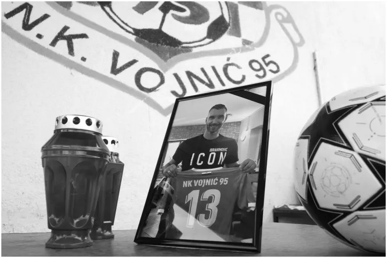 Posljednji ispraćaj Nikole Pokrivača. Prisustvovali brojni velikani hrvatskog nogometa