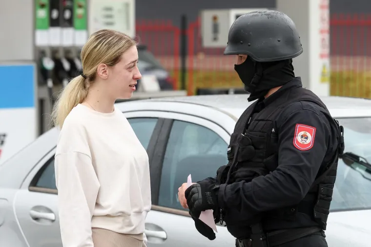 Duge cijevi i opaki momci: Naoružani specijalci čuvaju Milorada Dodika