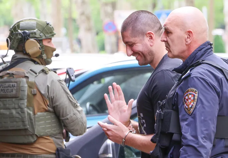 Duge cijevi i pancirke u Zagrebu: Opasni kraljevi kokaina dovedeni pred sud