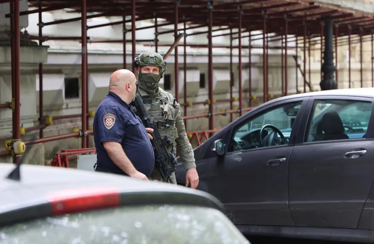 Duge cijevi i pancirke u Zagrebu: Opasni kraljevi kokaina dovedeni pred sud