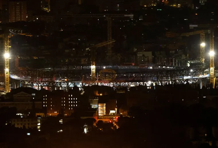 Radi se i po noći...
