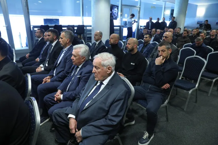 Na komemoraciju za Pokrivača došao i Boban: Poznati dinamovac sve dirnuo emotivnim govorom