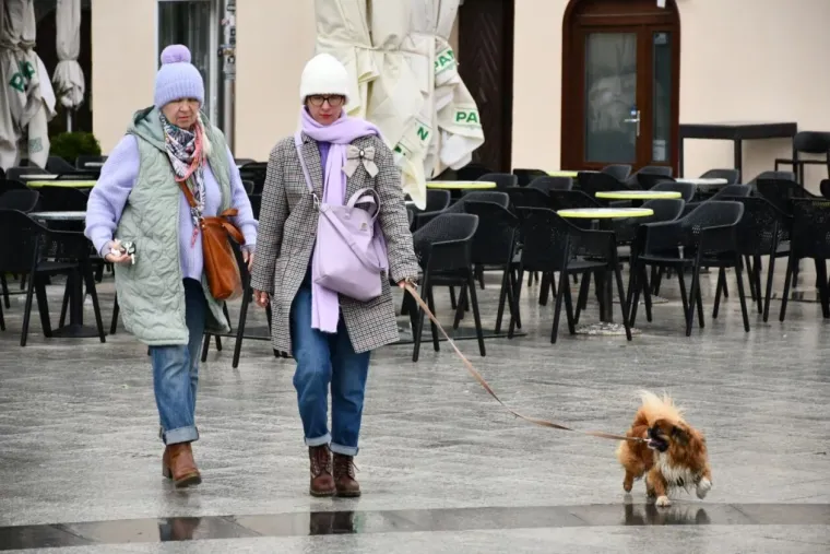 Kao da je pao snijeg: Čakovčanke se zabundale za šetnju gradom