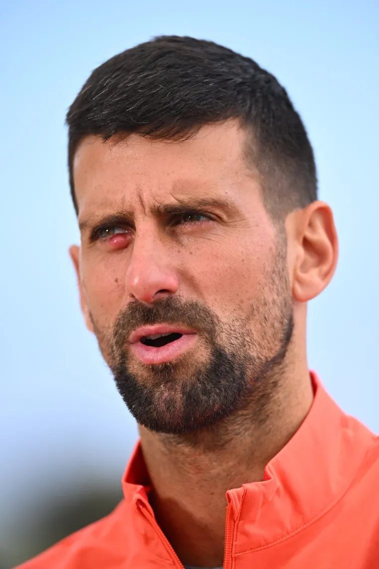 Đoković nije potpuno zdrav, ima velikih problema s naotečenim desnim okom