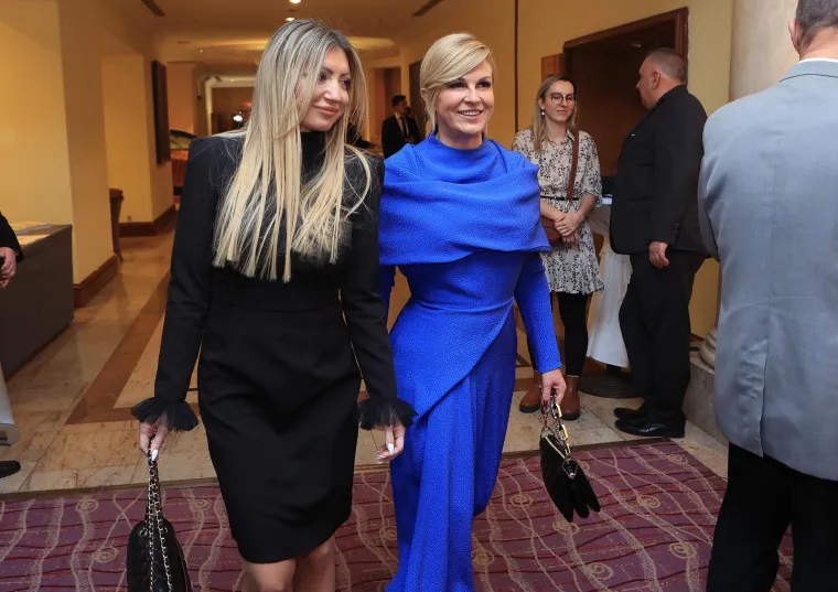 Kolinda Grabar-Kitarović nikad nije podbacila: Ovo su njena najbolja modna izdanja