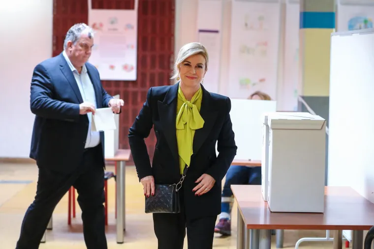 Kolinda Grabar-Kitarović nikad nije podbacila: Ovo su njena najbolja modna izdanja