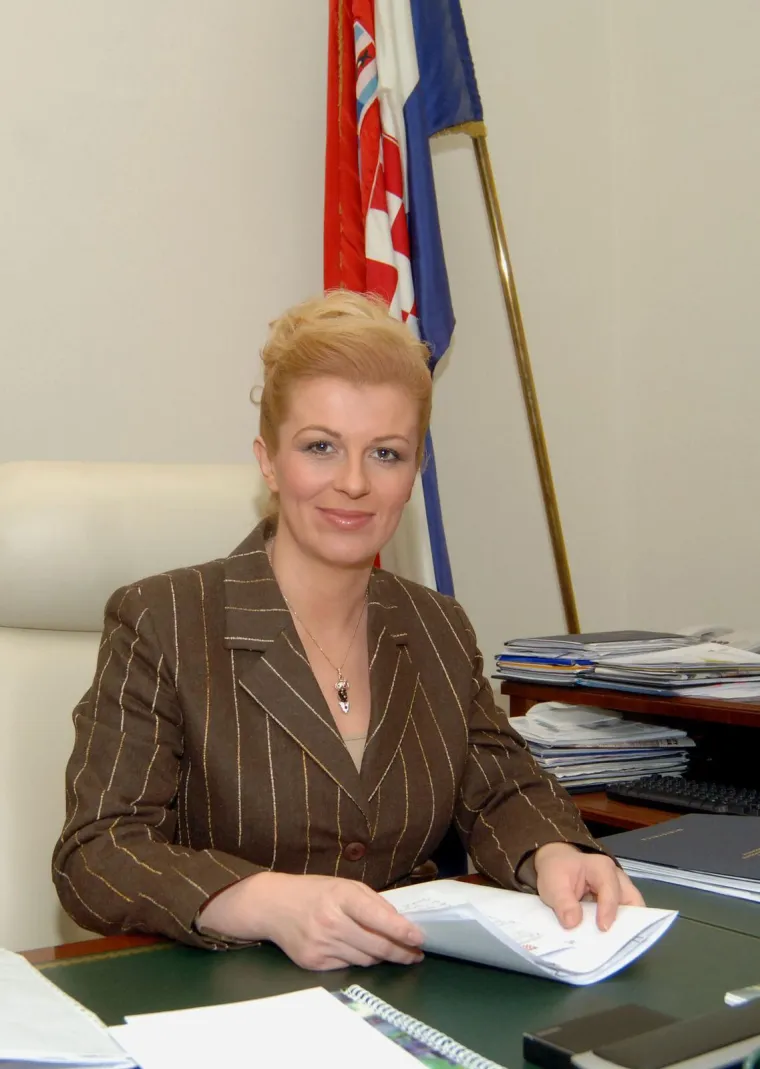 Od moćne žene na vrhu države do modne kraljice: Kako se Kolinda mijenjala kroz godine