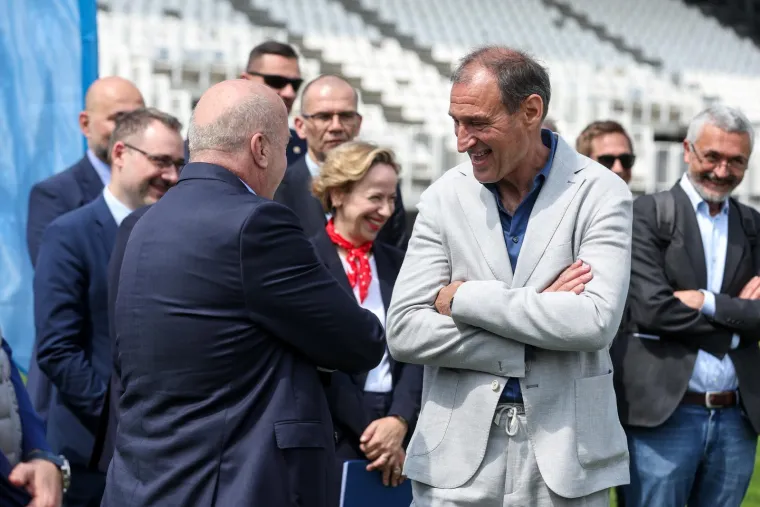 Boban i Zajec zasukali rukave i dohvatili lopate: Pogledajte kako izgleda početak radova u Kranjčevićevoj