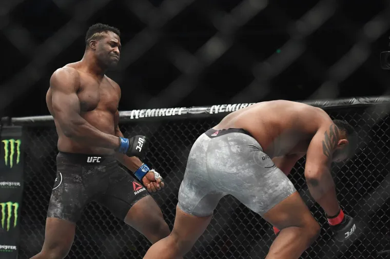 Francis Ngannou motorom naletio na maloljetnicu: Ozljede su bile preteške, preminula u bolnici