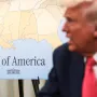Meksički zaljev Trump je preimenovao u Američki zaljev - barem u službenim dokumentima savezne vlade te usput &quot;zaratio&quot; s medijem koji je odbio koristiti taj naziv. Posljedica? Novinarima su zabranjeni dolasci na redovite medijske brifinge. 
