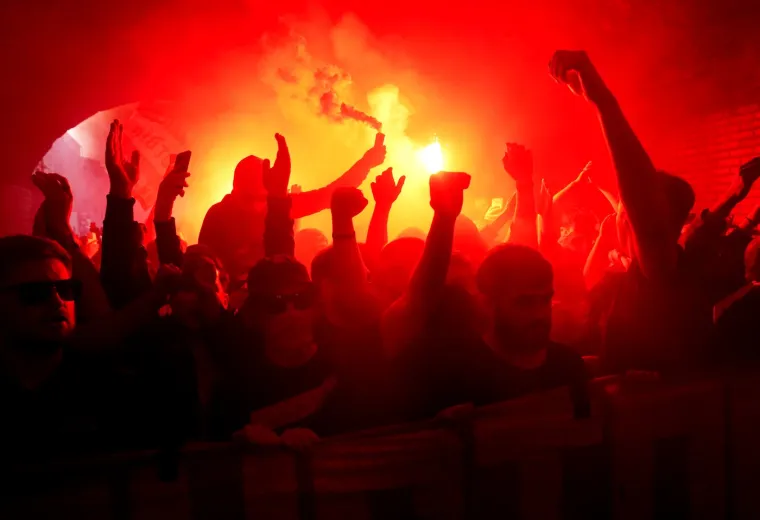 Ultrasi PSG-a napravili ludnicu na Emiratesu: Zasjenili i koreografiju domaćina u Londonu