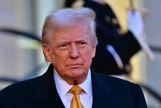 Le pr&eacute;sident fran&ccedil;ais Emmanuel Macron recoit le pr&eacute;sident am&eacute;ricain &eacute;lu Donald Trump et le pr&eacute;sident ukrainien Volodymyr Zelenskiy au palais de l'&Eacute;lys&eacute;e apr&egrave;s une r&eacute;union trilat&eacute;rale dans le cadre des c&eacute;r&eacute;monies de r&eacute;ouverture de la cath&eacute;drale Notre-Dame de Paris, cinq ans et demi apr&egrave;s l'incendie, &agrave; Paris, France, le 7 d&eacute;cembre 2024. &copy; Christian Liewig /Bestimage French president Emmanuel Macron meets U.S. President-elect Donald Trump in Paris, Volodymyr Zelenskiy will travel to Paris to attend the re-opening of Notre-Dame cathedral on Saturday, and use the trip to hold talks with U.S, at the Elysee presidential Palace in Paris, France, on December 7, 2024. &copy; Christian Liewig/Bestimage 4.,Image: 944375214, License: Rights-managed, Restrictions: , Model Release: no