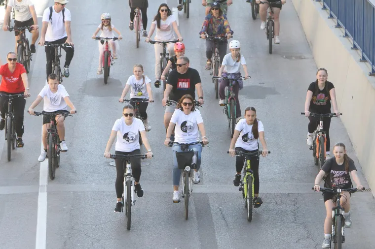 Ro&scaron;tilj i grah po cijeloj Hrvatskoj! Od Čakovca preko Osijeka do Vodica: Dimi se i ori od pjesme