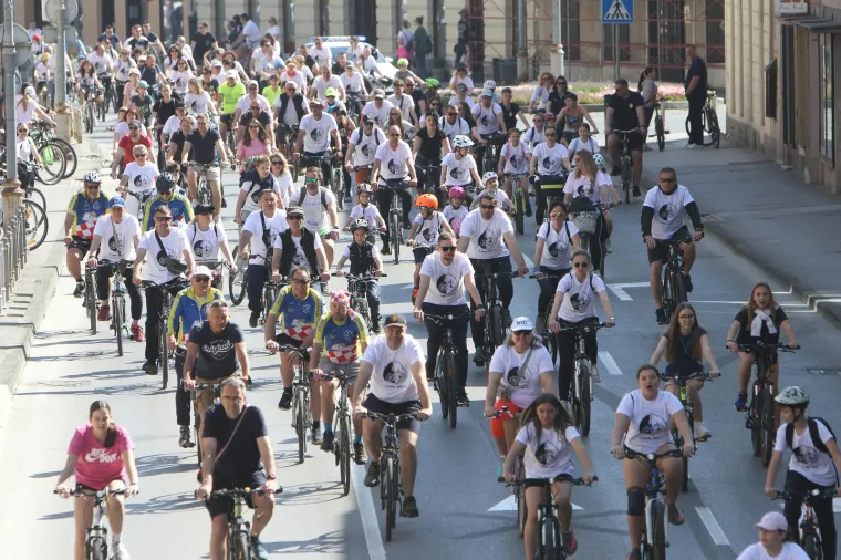 Ro&scaron;tilj i grah po cijeloj Hrvatskoj! Od Čakovca preko Osijeka do Vodica: Dimi se i ori od pjesme