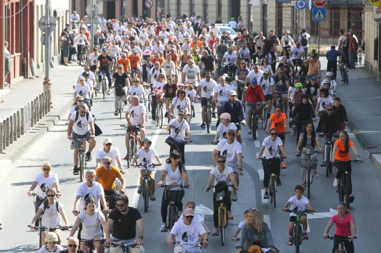 Ro&scaron;tilj i grah po cijeloj Hrvatskoj! Od Čakovca preko Osijeka do Vodica: Dimi se i ori od pjesme