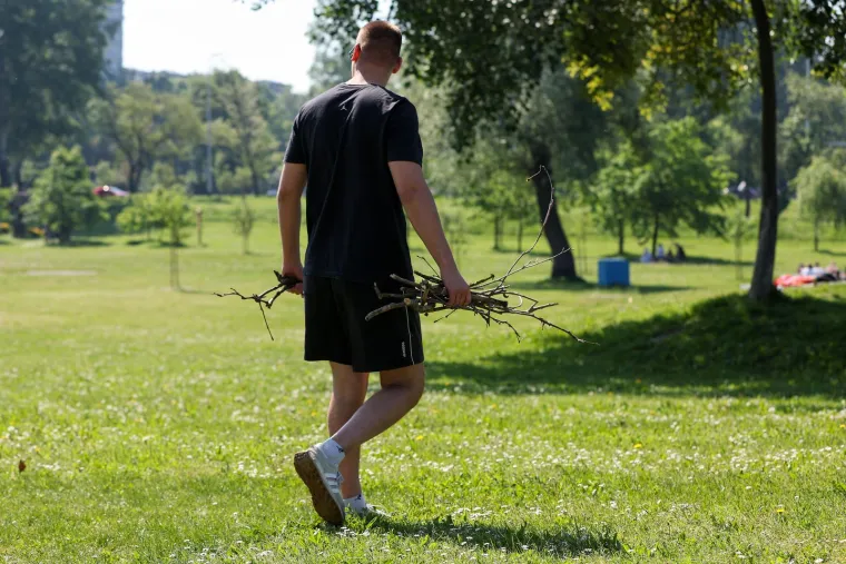 Ro&scaron;tilj i grah po cijeloj Hrvatskoj! Od Čakovca preko Osijeka do Vodica: Dimi se i ori od pjesme