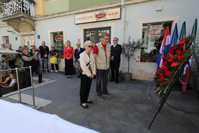 Ro&scaron;tilj i grah po cijeloj Hrvatskoj! Od Čakovca preko Osijeka do Vodica: Dimi se i ori od pjesme