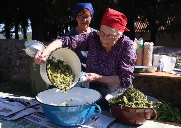 Ro&scaron;tilj i grah po cijeloj Hrvatskoj! Od Čakovca preko Osijeka do Vodica: Dimi se i ori od pjesme