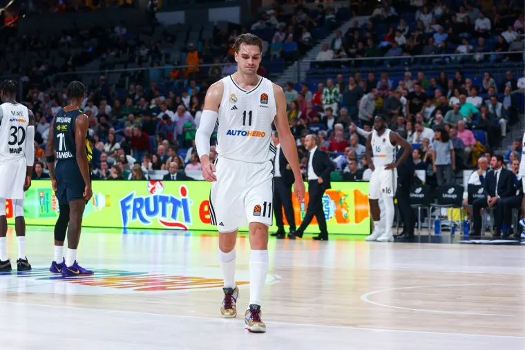 Hezonja potpuno poludio i napao suca, fotografije sve otkrivaju