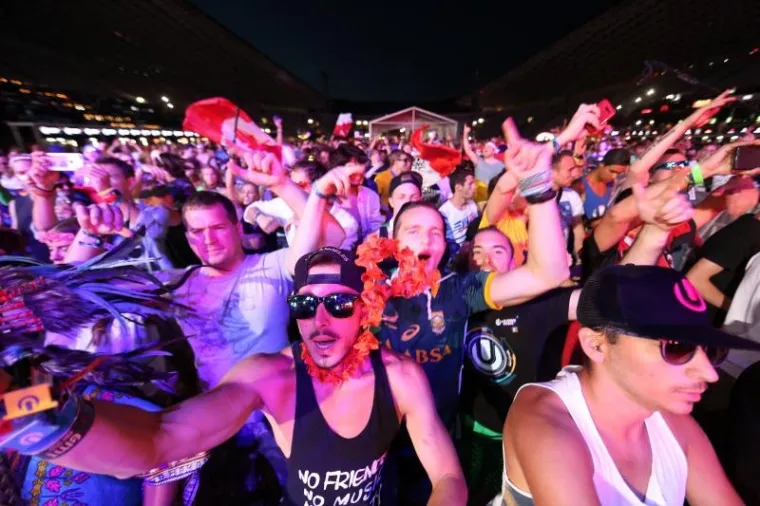 Pogledajte kako su se u drugoj noći festivala zabavljali partijaneri, DJ-i napravili ludilo
