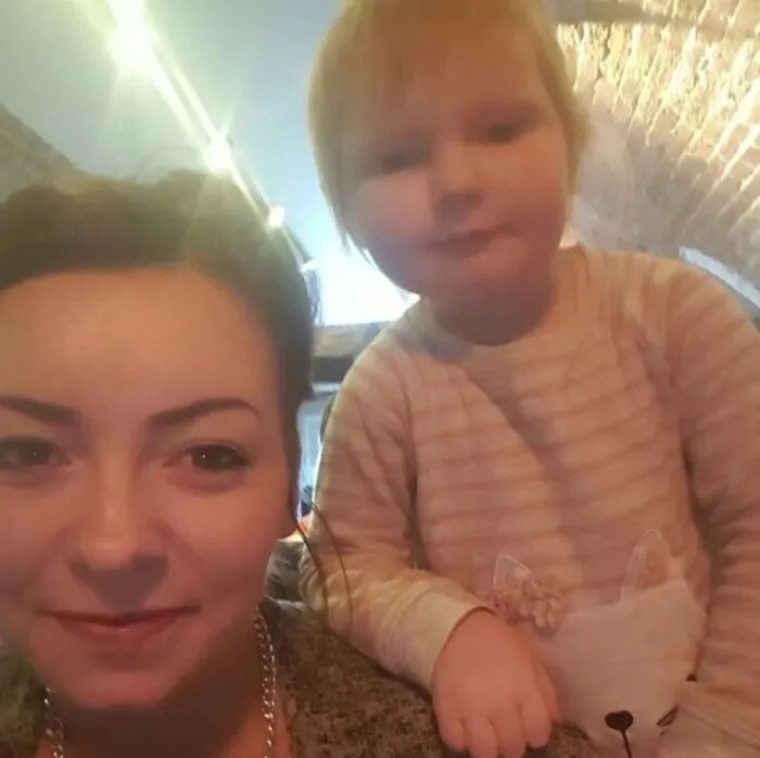 Izgleda da doista svaka slavna osoba ima svoju verziju za samo 16,99: Vidi ih, skoro ko original!