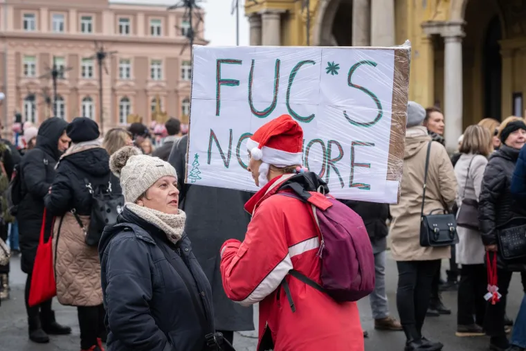 Veliki prosvjed prosvjetara u Zagrebu, na transparentima poruke: 'Ovo je tek početak'