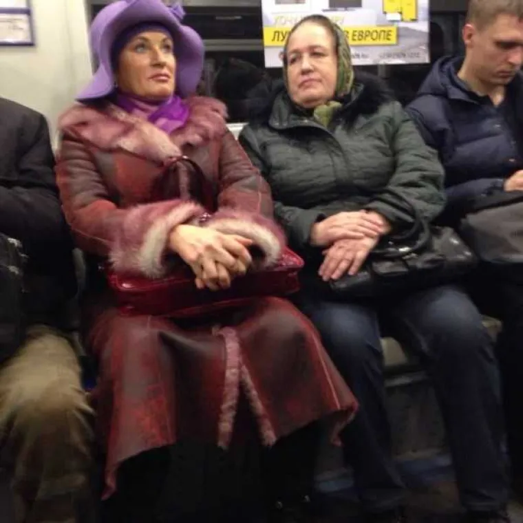 RUSKA MODA TOLIKO JE BIZARNA DA BI SE MOGLA POJAVITI NA MODNIM PISTAMA: Neukus je novi ukus