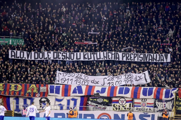 Torcida je bocnula Armadu porukom: &quot;Alo, vi dole desno u kutu, nema prepisivanja&quot;. 