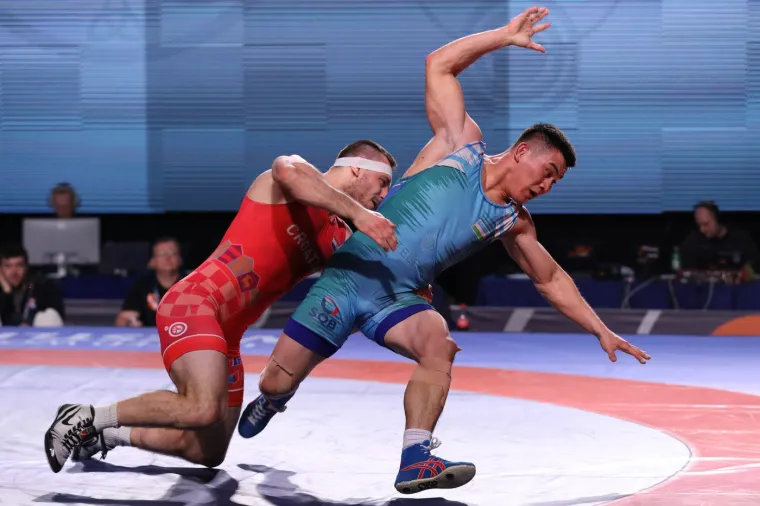 Huklek na Zagreb Openu u veljači 2023. protiv Berdimuratova iz Uzbekistana. 